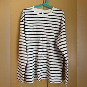Black and White Uniqlo Striped Shirt